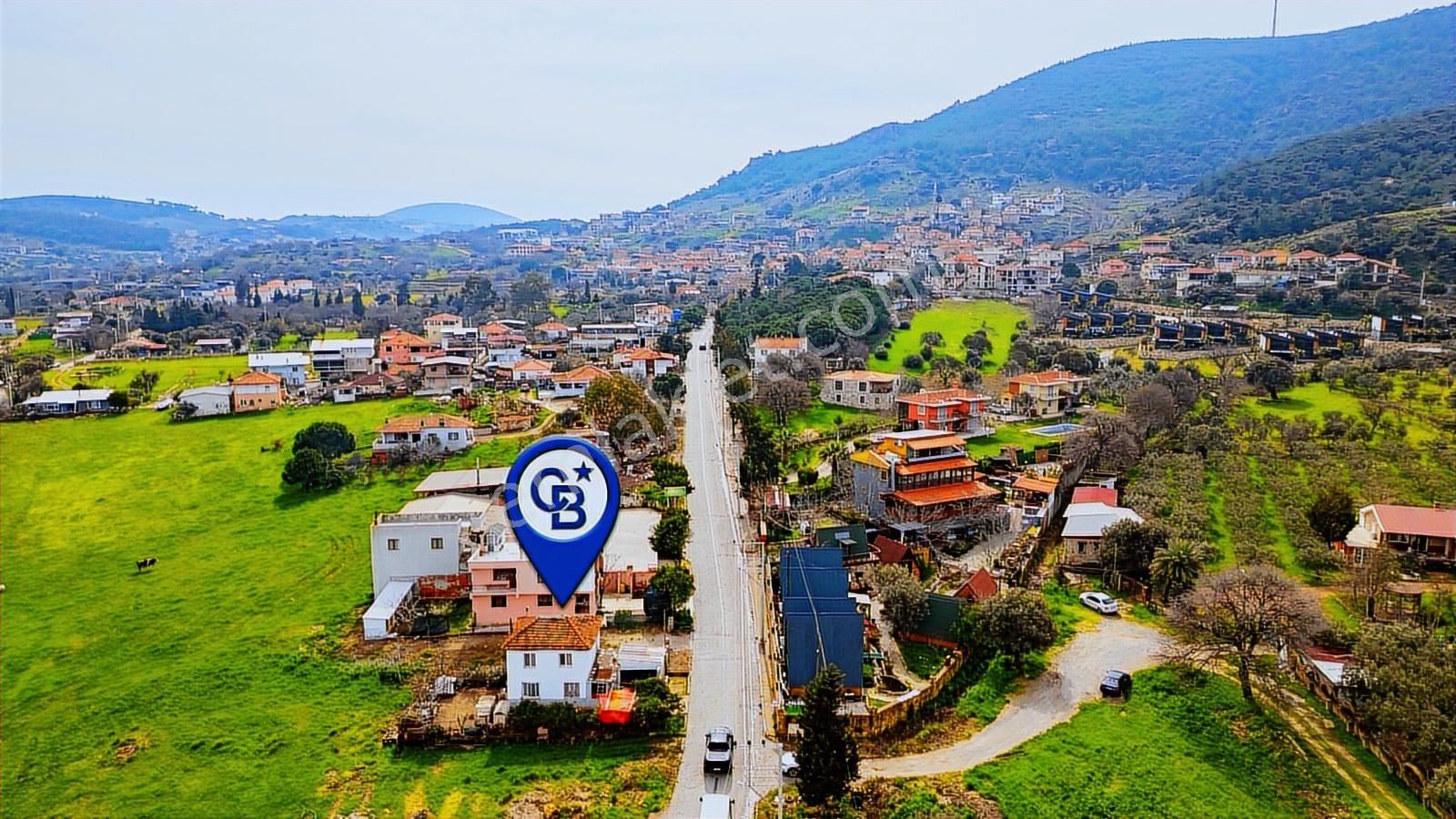 Foça Kozbeyli Köy Merkezinde Yol Üzeri Satılık Tarla - Görsel 23
