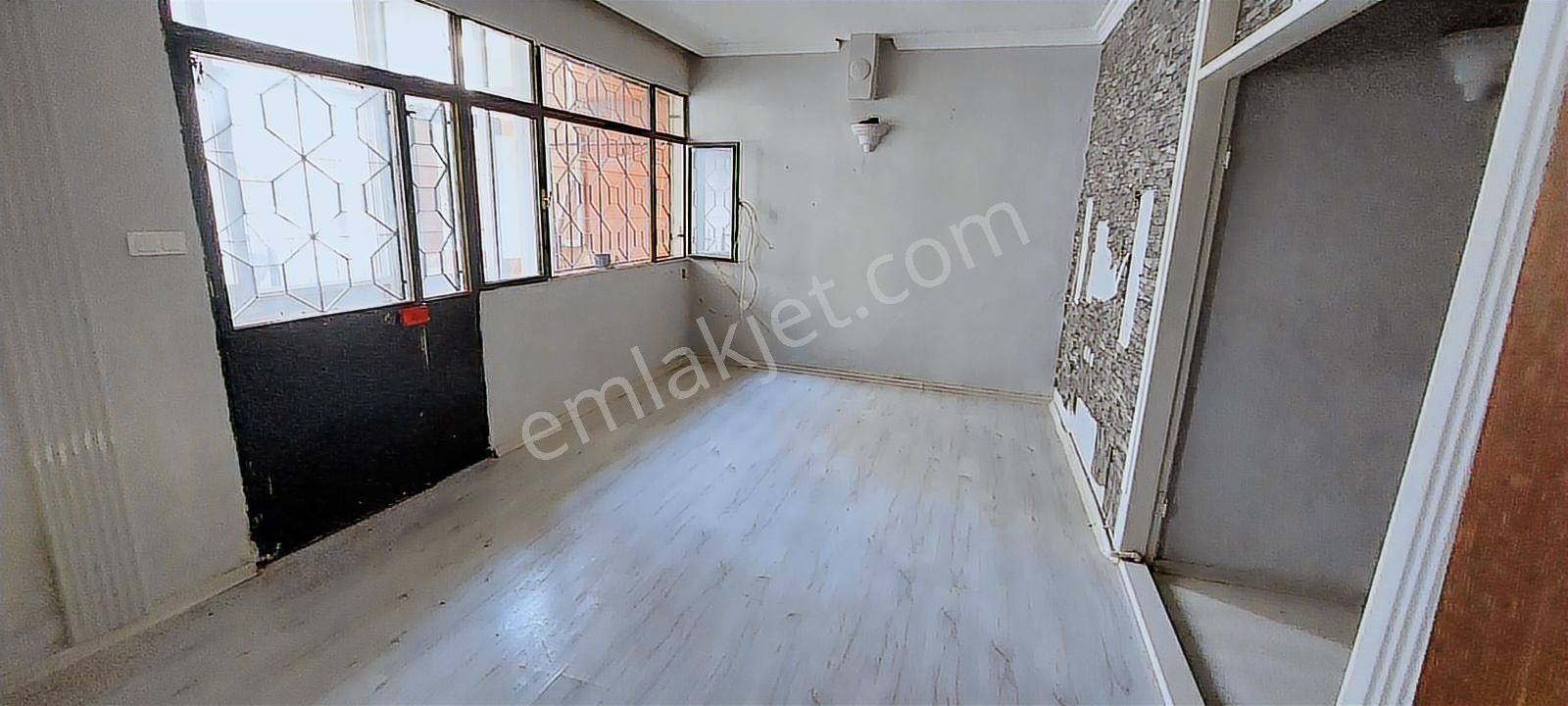 Karşıyaka Örnekköy Son Durak Yakını 2+1 Kiralık Y.giriş Katı - Görsel 8