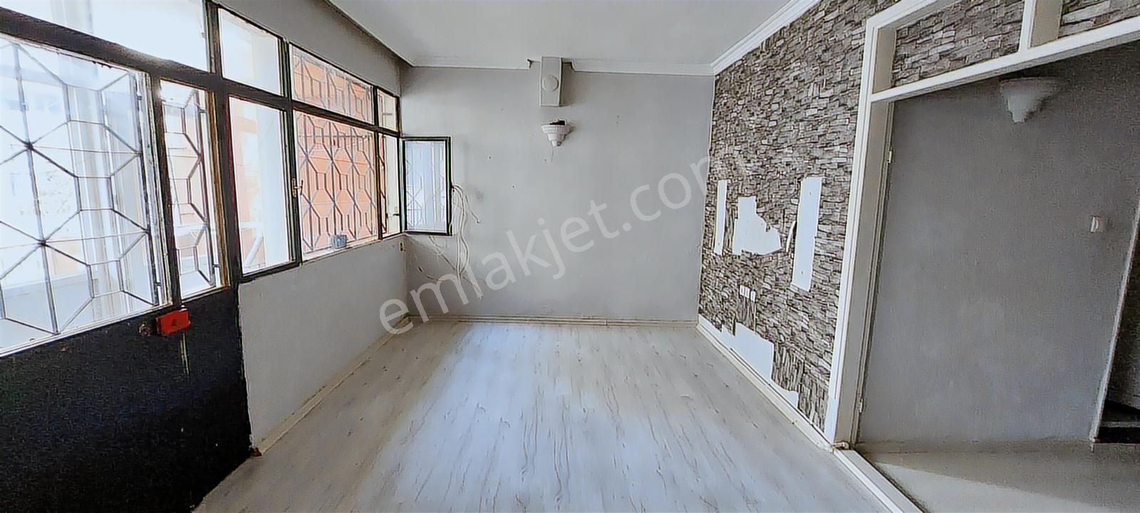 Karşıyaka Örnekköy Son Durak Yakını 2+1 Kiralık Y.giriş Katı - Görsel 24