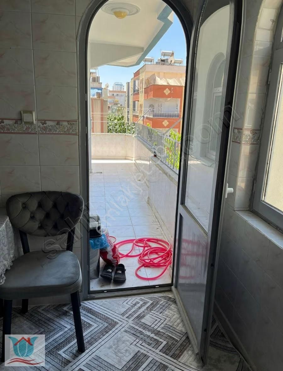 Gazikent'te Komple Yenilenmiş Müstakil Bina - Görsel 3