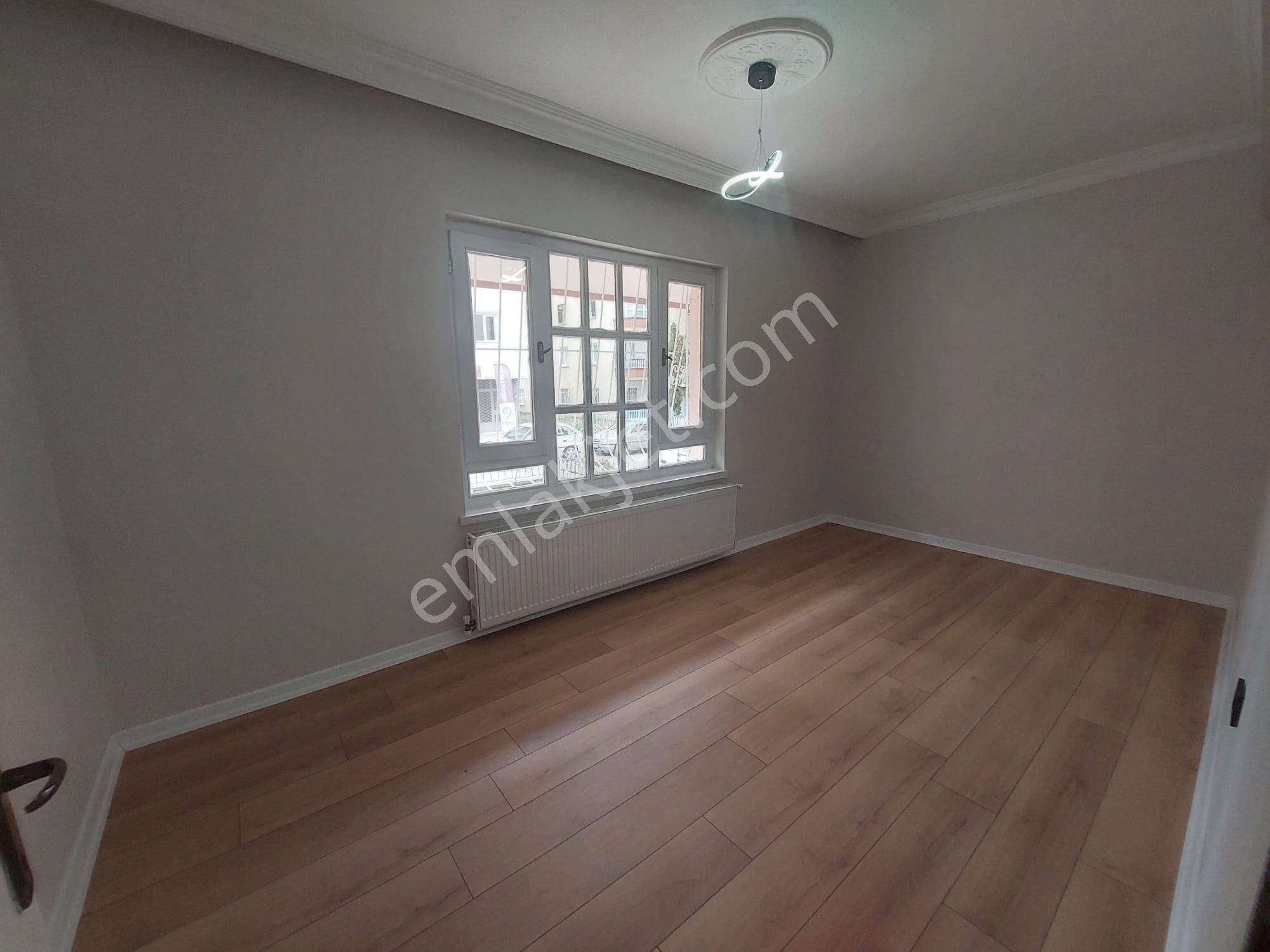 Mareşal Çakmak Mahallesinde Giriş Katta Full Yapılı Uygun Fiyatlı Satılık Daire