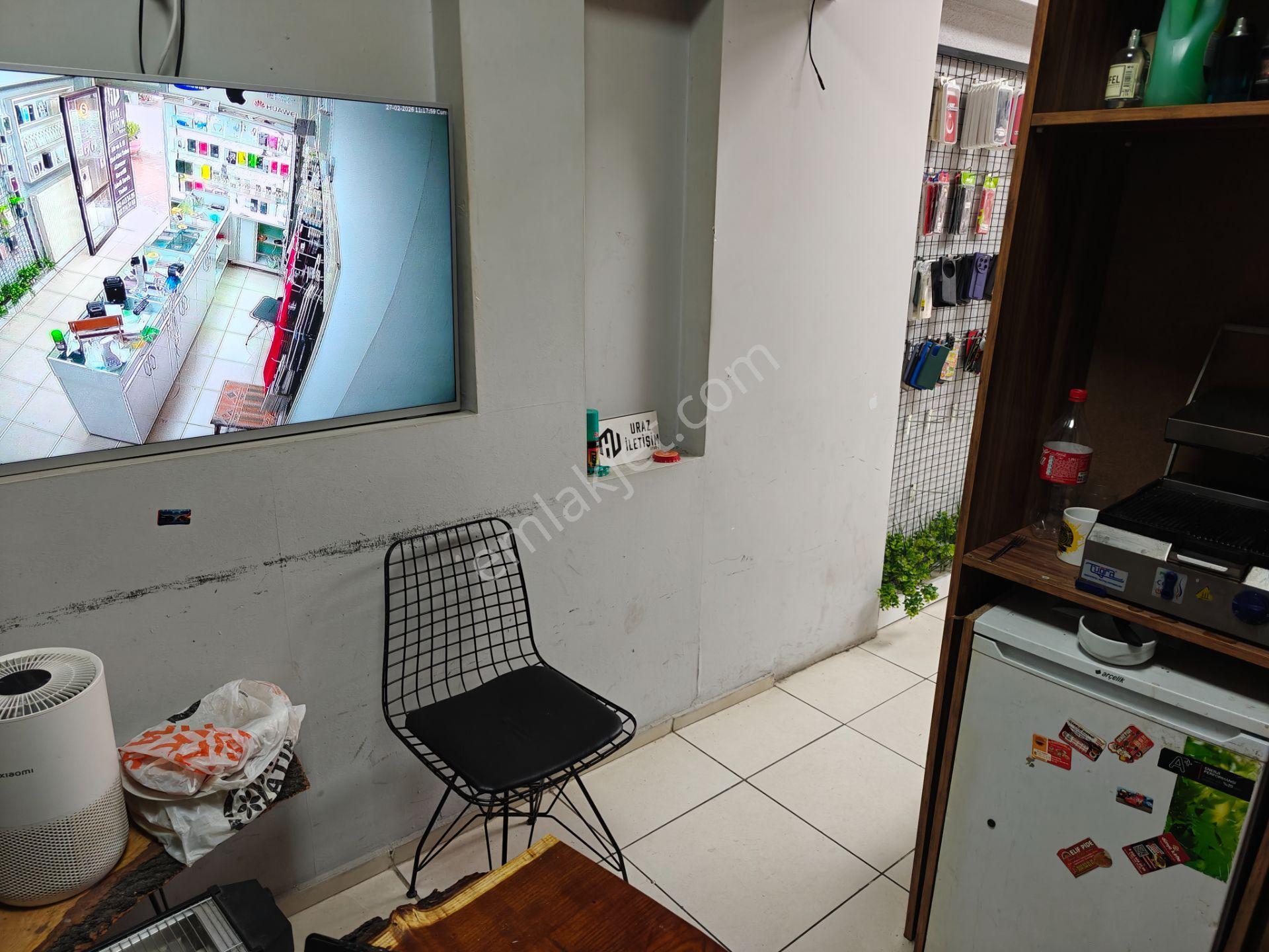 Eskişehir Çarşı Merkezde Devren Kiralık Cep Telefonu Dükkanı - Görsel 11