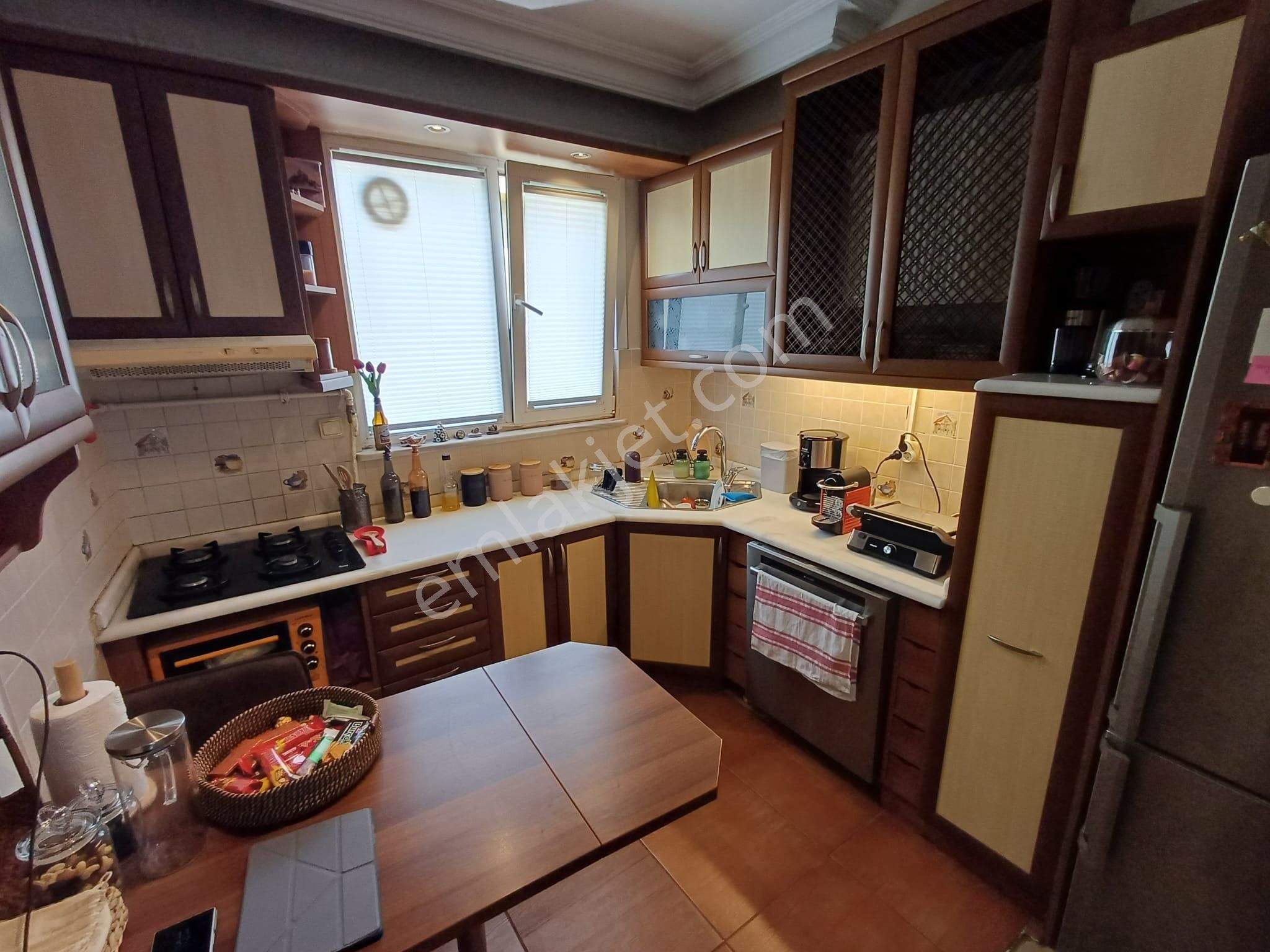 Ataşehir İçerenköy 3+1 Satılık Arakat Daire,​ - Görsel 25