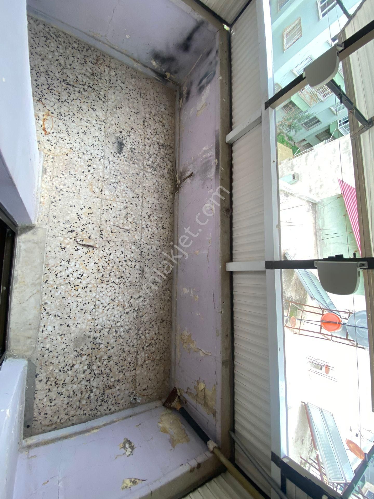 Prestij'den Palmiye'de Asansörlü İçi Yapılı Geniş Oturumlu 3+1 Daire - Görsel 26