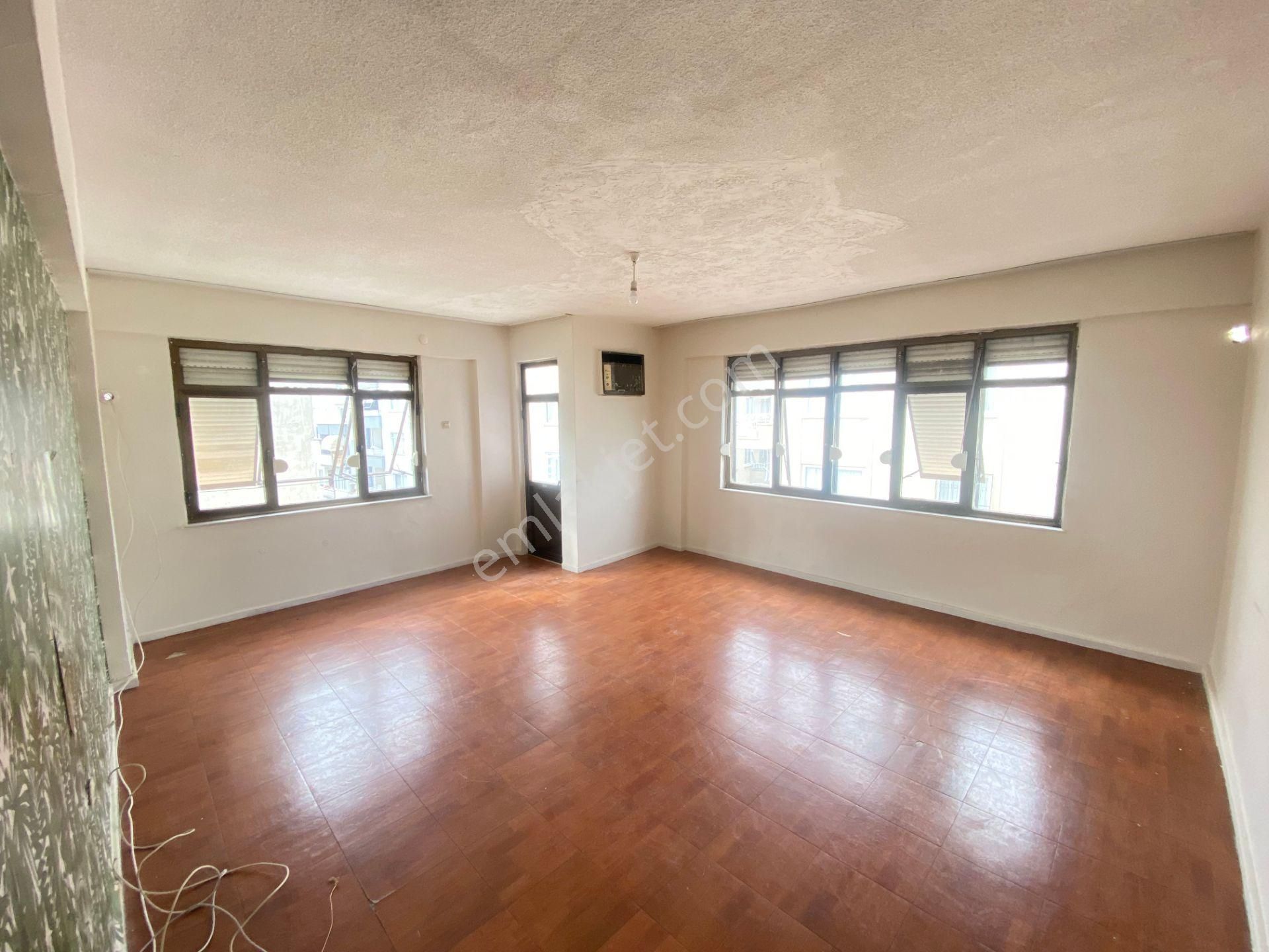 Prestij'den Palmiye'de Asansörlü İçi Yapılı Geniş Oturumlu 3+1 Daire