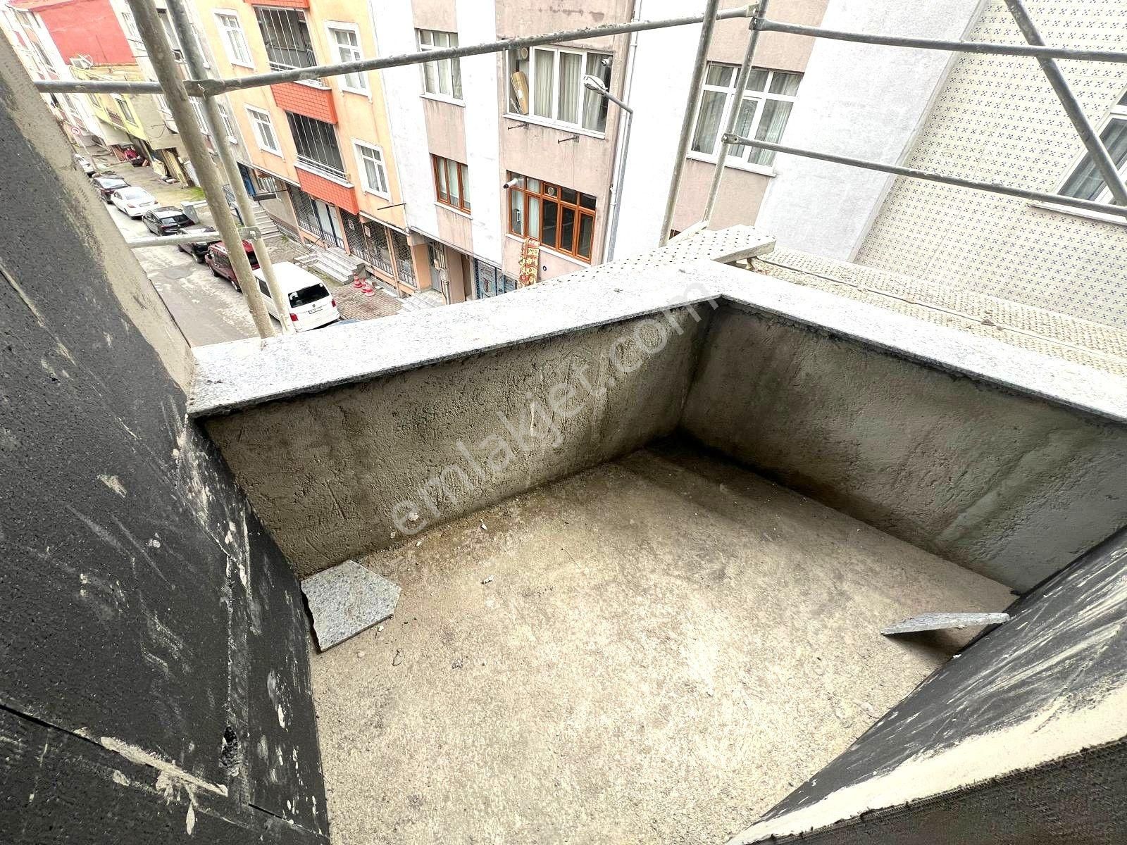 Nest'ten Sefaköy Merkez'de 2+1 65m2 Ön Cephe Uygun Arakat Daire - Görsel 13