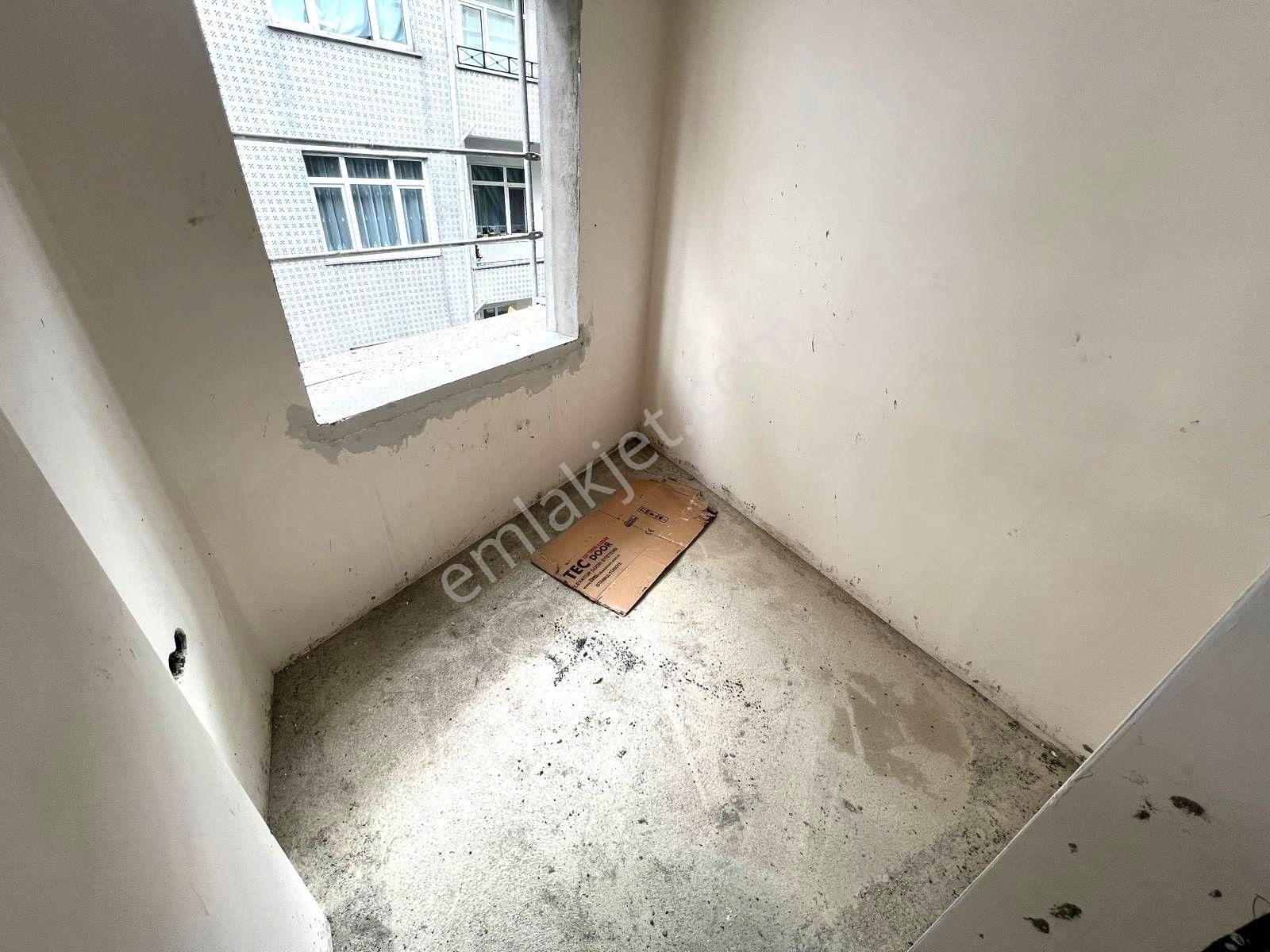 Nest'ten Sefaköy Merkez'de 2+1 65m2 Ön Cephe Uygun Arakat Daire - Görsel 9