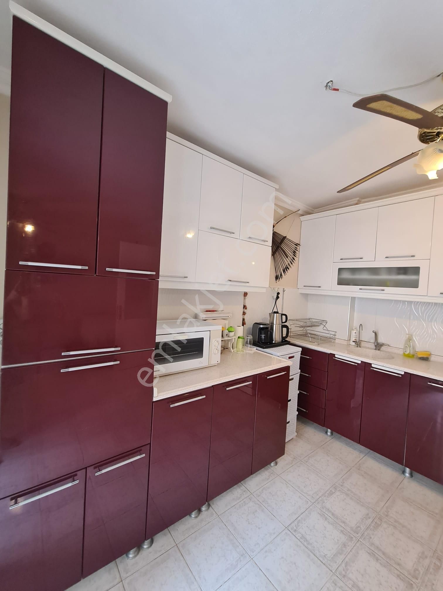 Rota Emlak'tan Gümüldürde Denize 70m Mesafede 3+1 Kiralık Daire