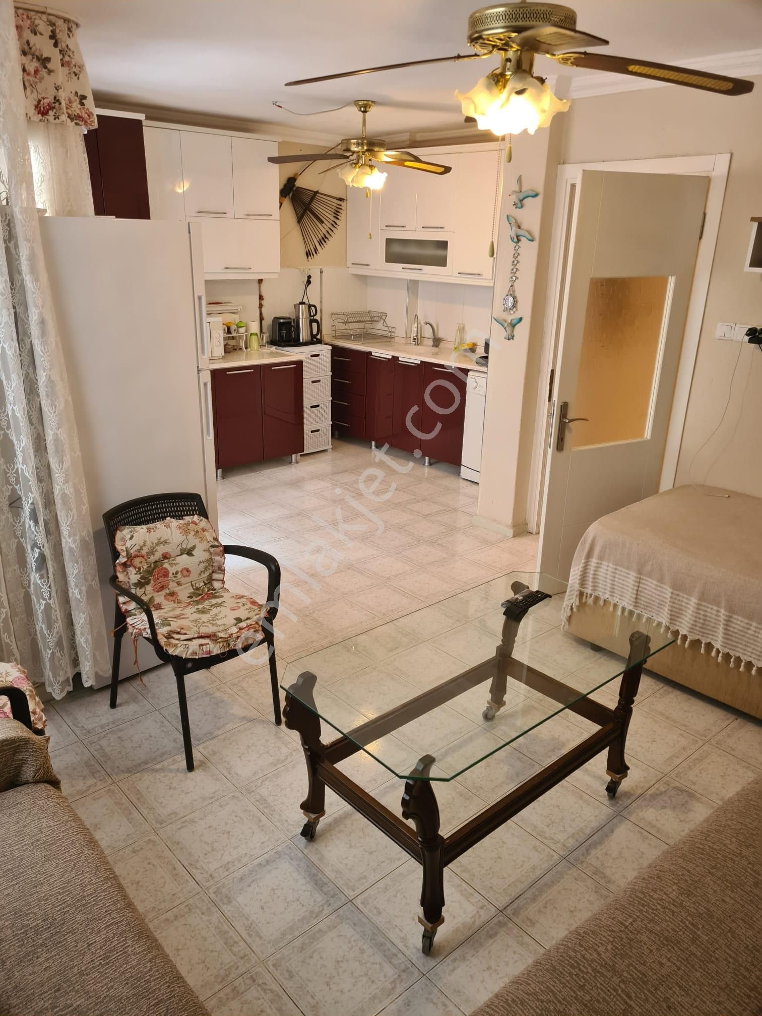 Rota Emlak'tan Gümüldürde Denize 70m Mesafede 3+1 Kiralık Daire - Görsel 3