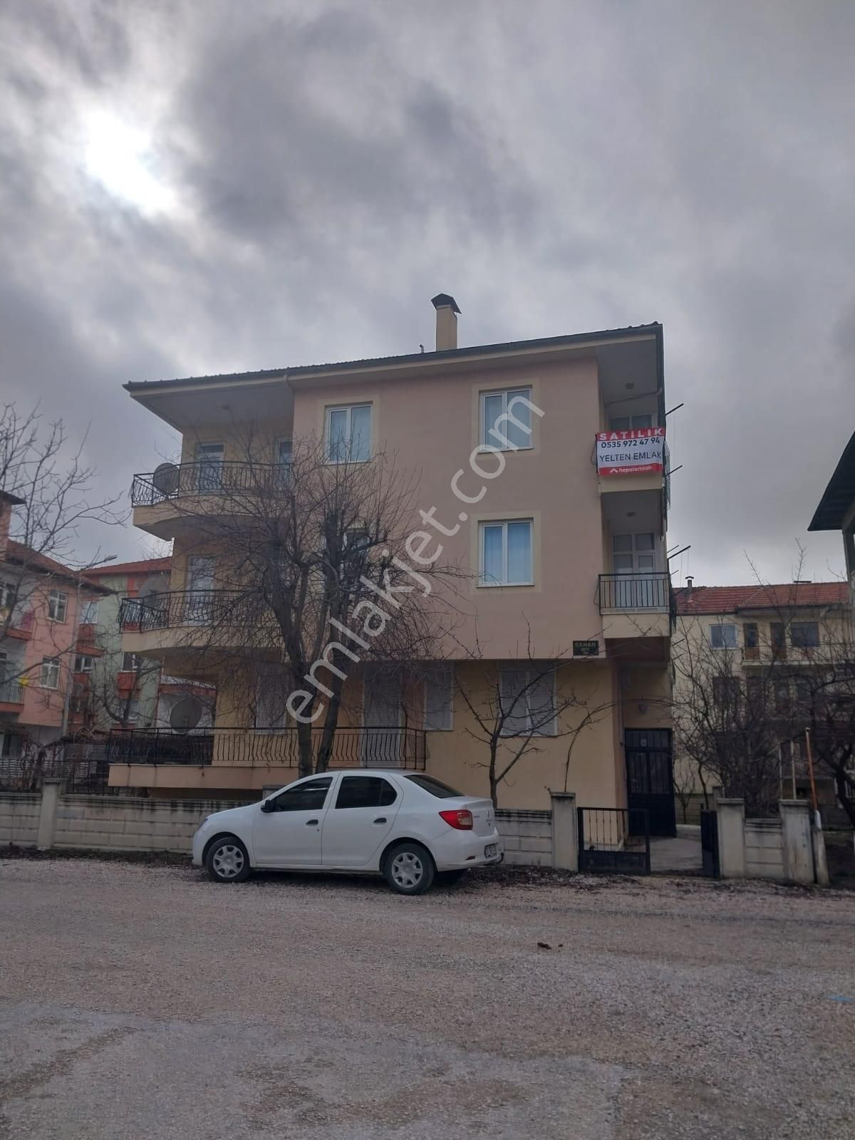 Korkuteli Aşşağıpazarda Bulunan 85 M2 Lik Dairemiz Uygun Fiyata İlandadır - Görsel 2