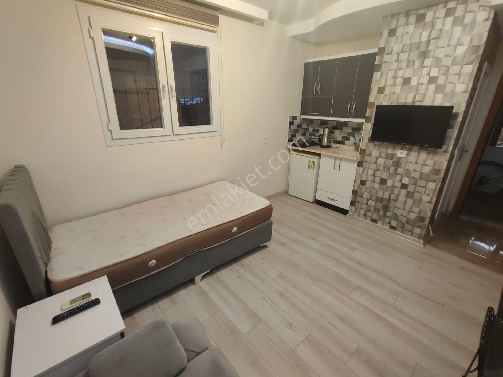 Kenan Evren Zeki Usta Arkasında 1+0 Eşyalı Yüksek Giriş Kiralık Daire