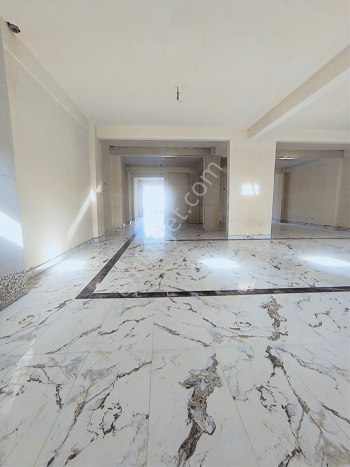 Turkuaz'dan Bankalar Caddesi Üzeri 450m2 Kiralık Çift Dükkan - Görsel 12