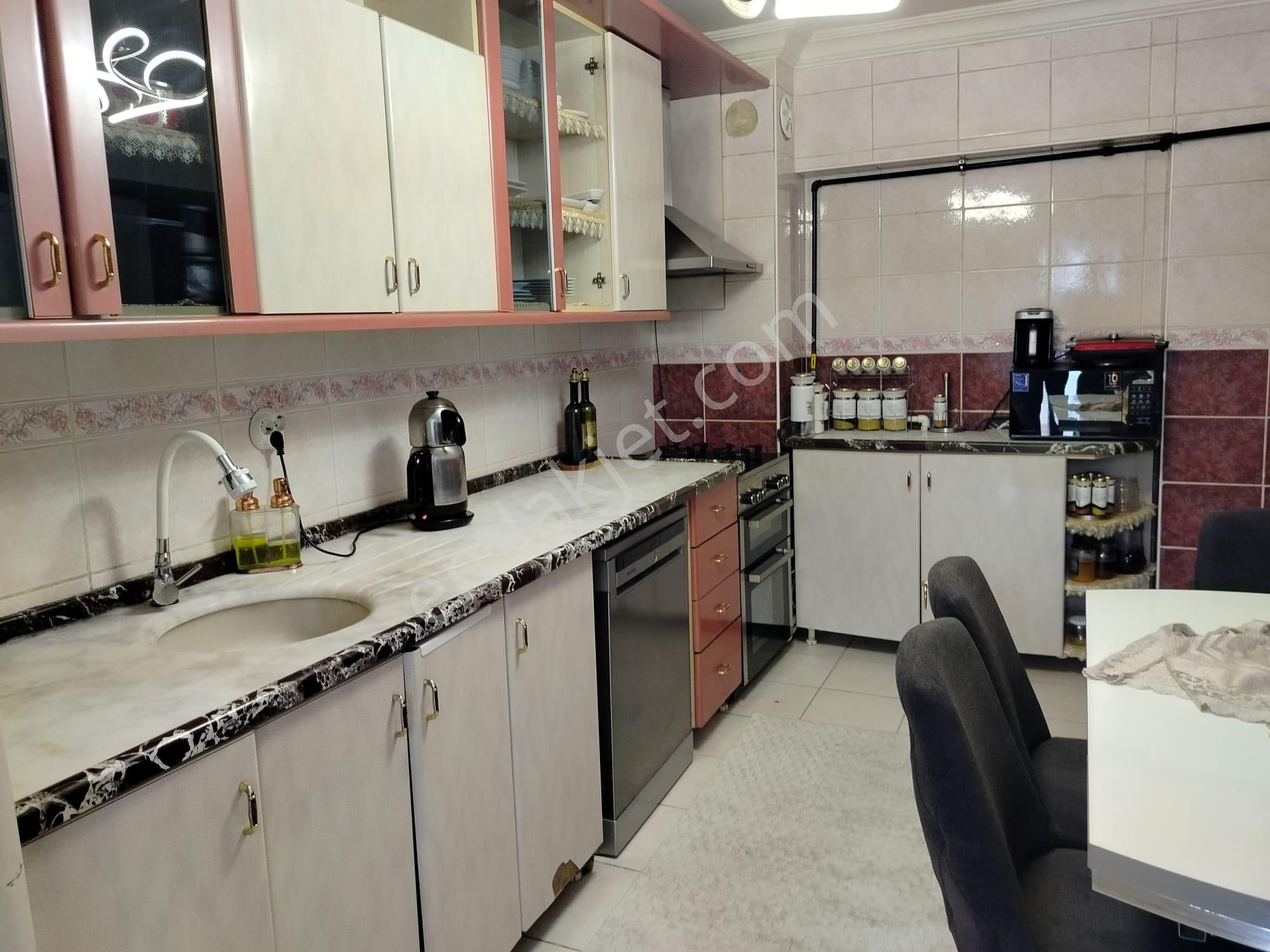 Keçiören Köşk Mahallesinde Merkezi Lokasyonda 3+1 Satılık Daire - Görsel 12