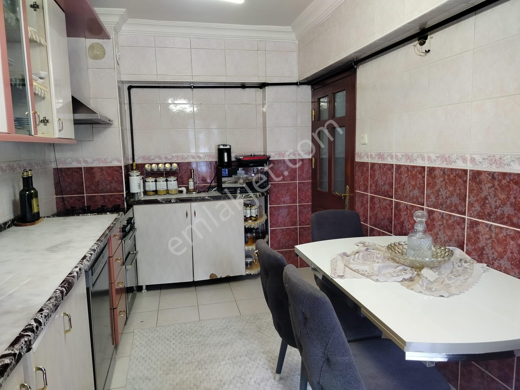 Keçiören Köşk Mahallesinde Merkezi Lokasyonda 3+1 Satılık Daire - Görsel 11