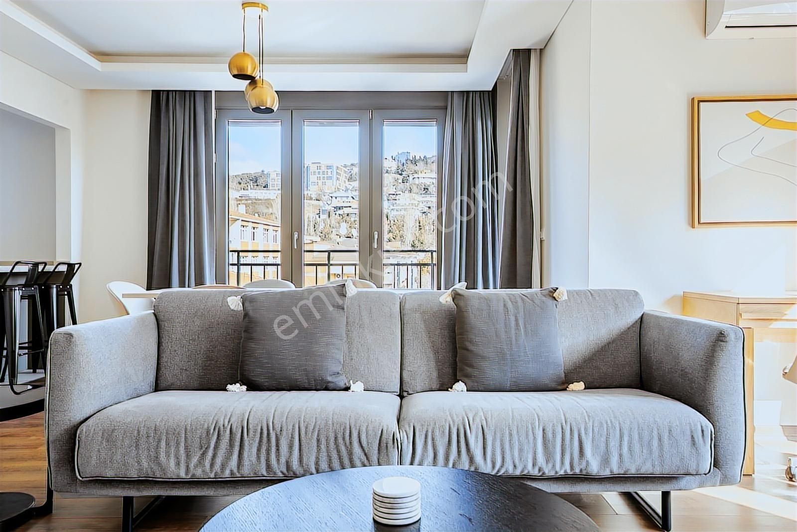 Acıbadem'de Sıfır Binada, Balkonlu, Geniş Ve Full Eşyalı Kiralık - Görsel 8