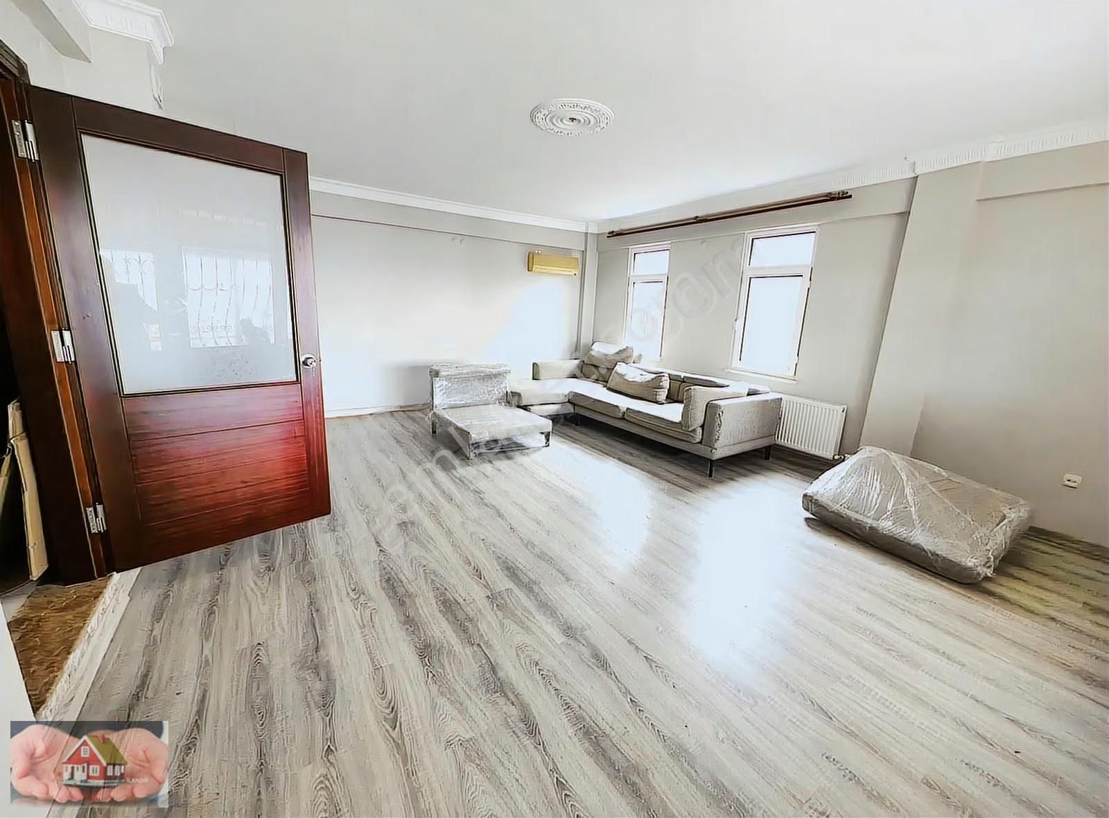 Kurtoğlu'ndan Kilyos'ta Deniz Manzaralı Müstakil Dubleks Villa - Görsel 3