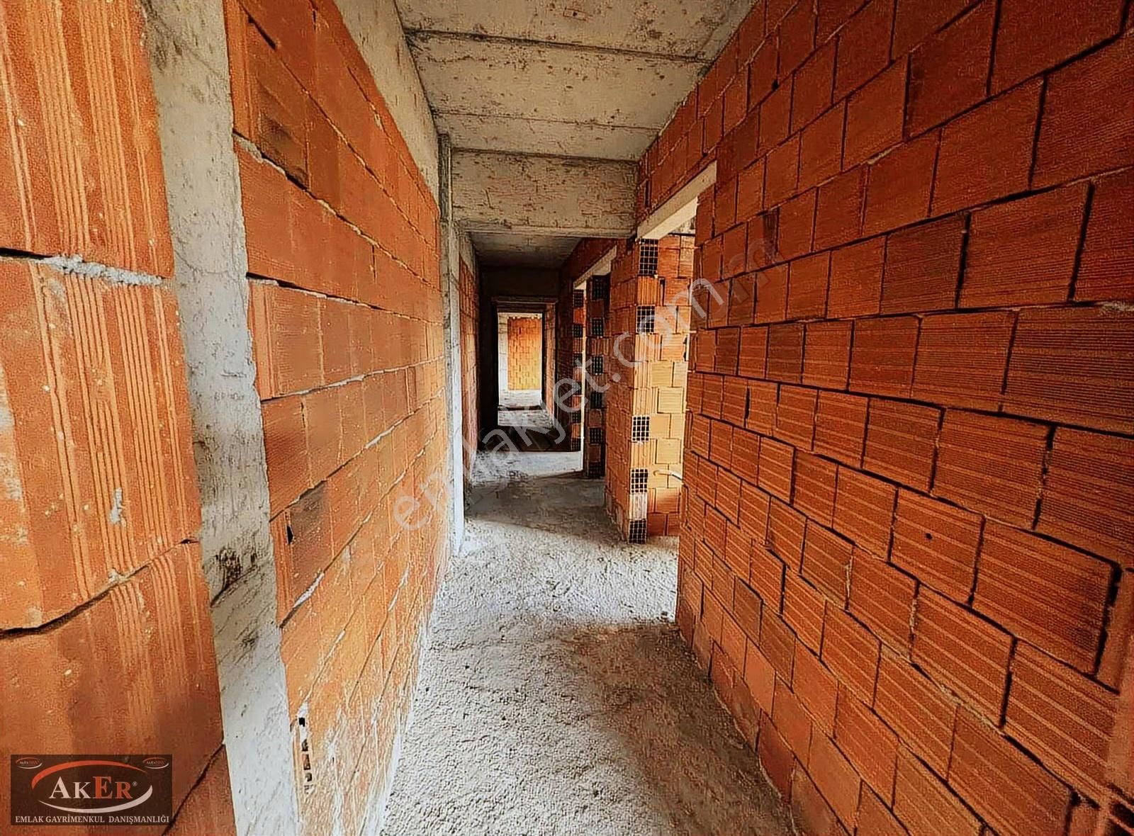 Koridorlu | Ankastre Kombi & Cam Balkon| Ön Cephe | 2+0 Daire - Görsel 16