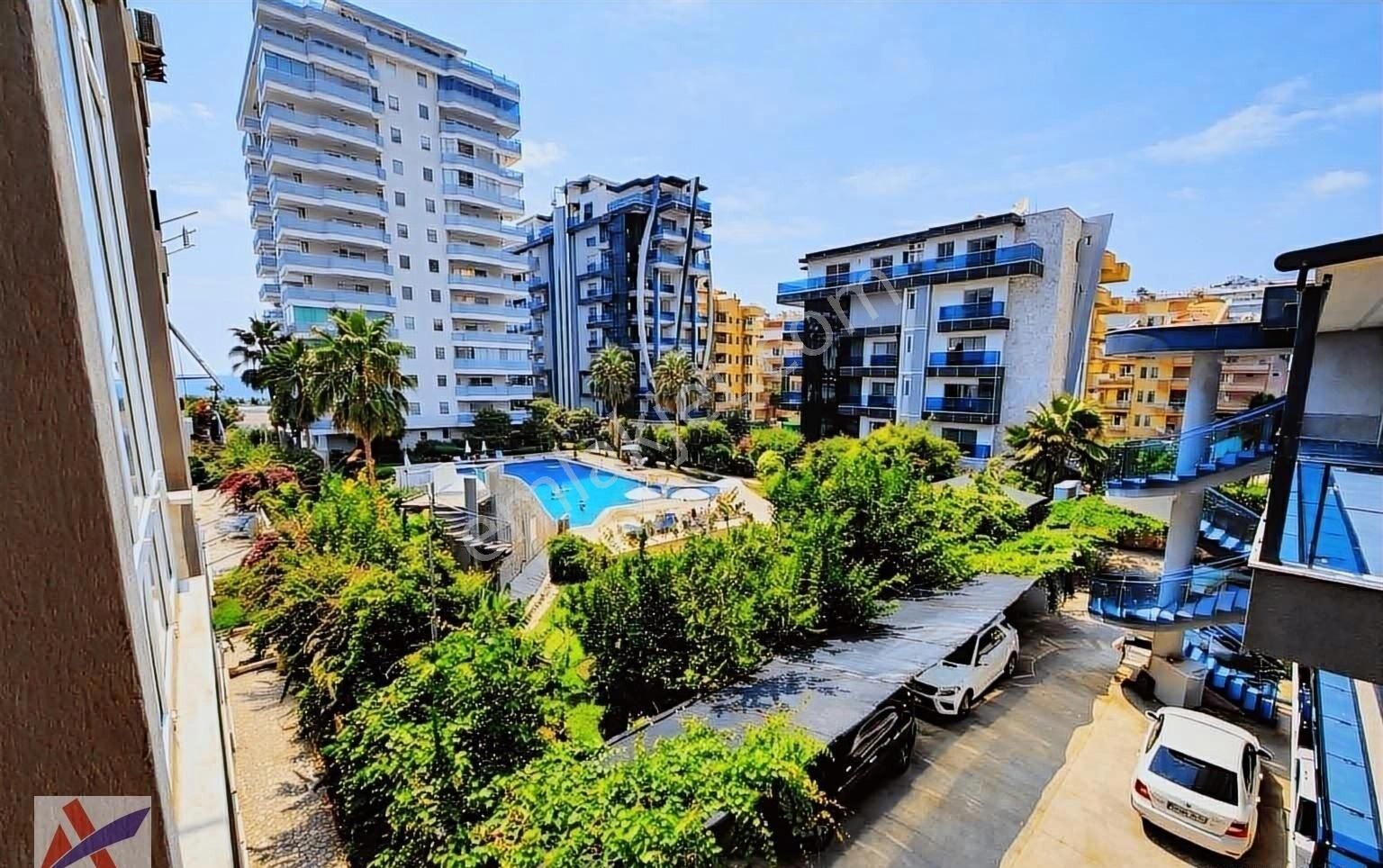 Mahmutlar'da Denıze Sıfır Sitede 2+1 Eşyalı Daire - Görsel 2