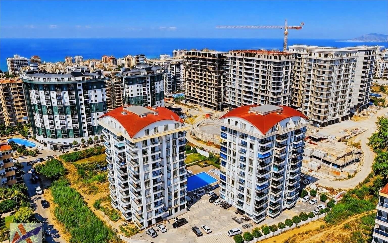 Mahmutlar'da Acil Satılık Geniş 1+1 Daire