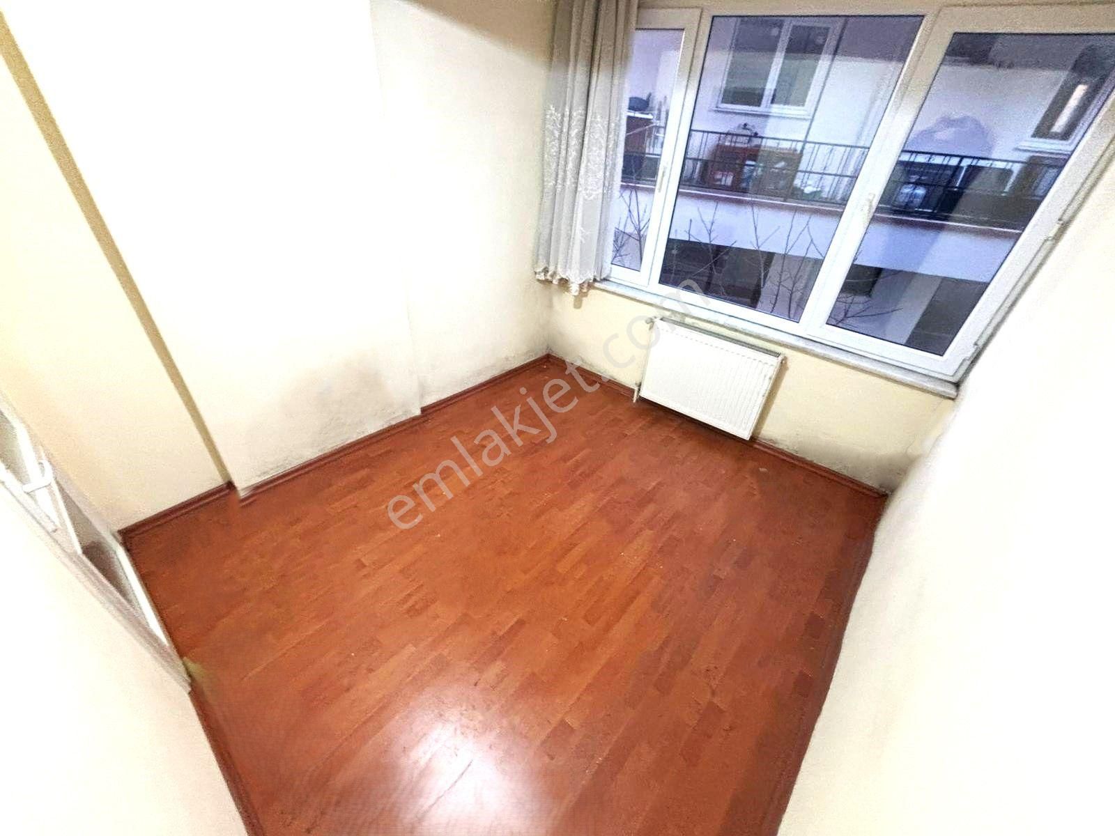 Aygülden Akçay Merkez'de Denize Yakın Çift Cepheli Çift Balkonlu Doğalgaza Uyumlu 3+1 Satılık Daire - Görsel 21