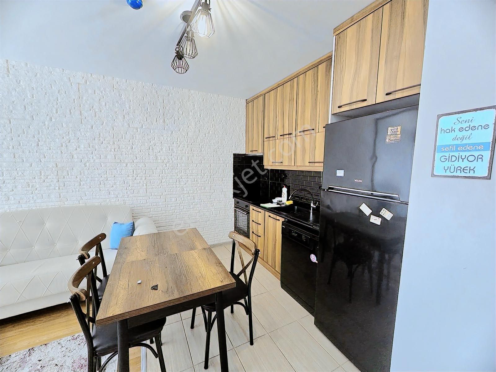 İster Yatırımlık İster Oturumluk Özel Mimari Satılık Eşyalı 1+1 - Görsel 2