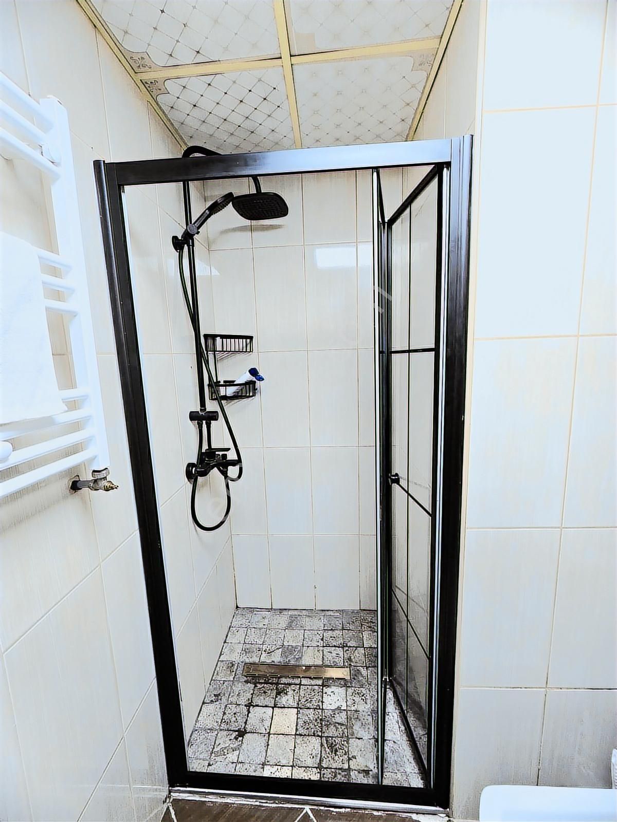 İster Yatırımlık İster Oturumluk Özel Mimari Satılık Eşyalı 1+1 - Görsel 12