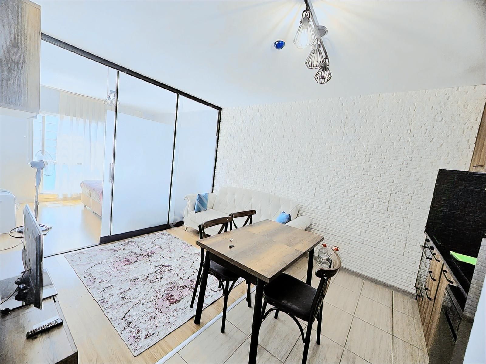 İster Yatırımlık İster Oturumluk Özel Mimari Satılık Eşyalı 1+1