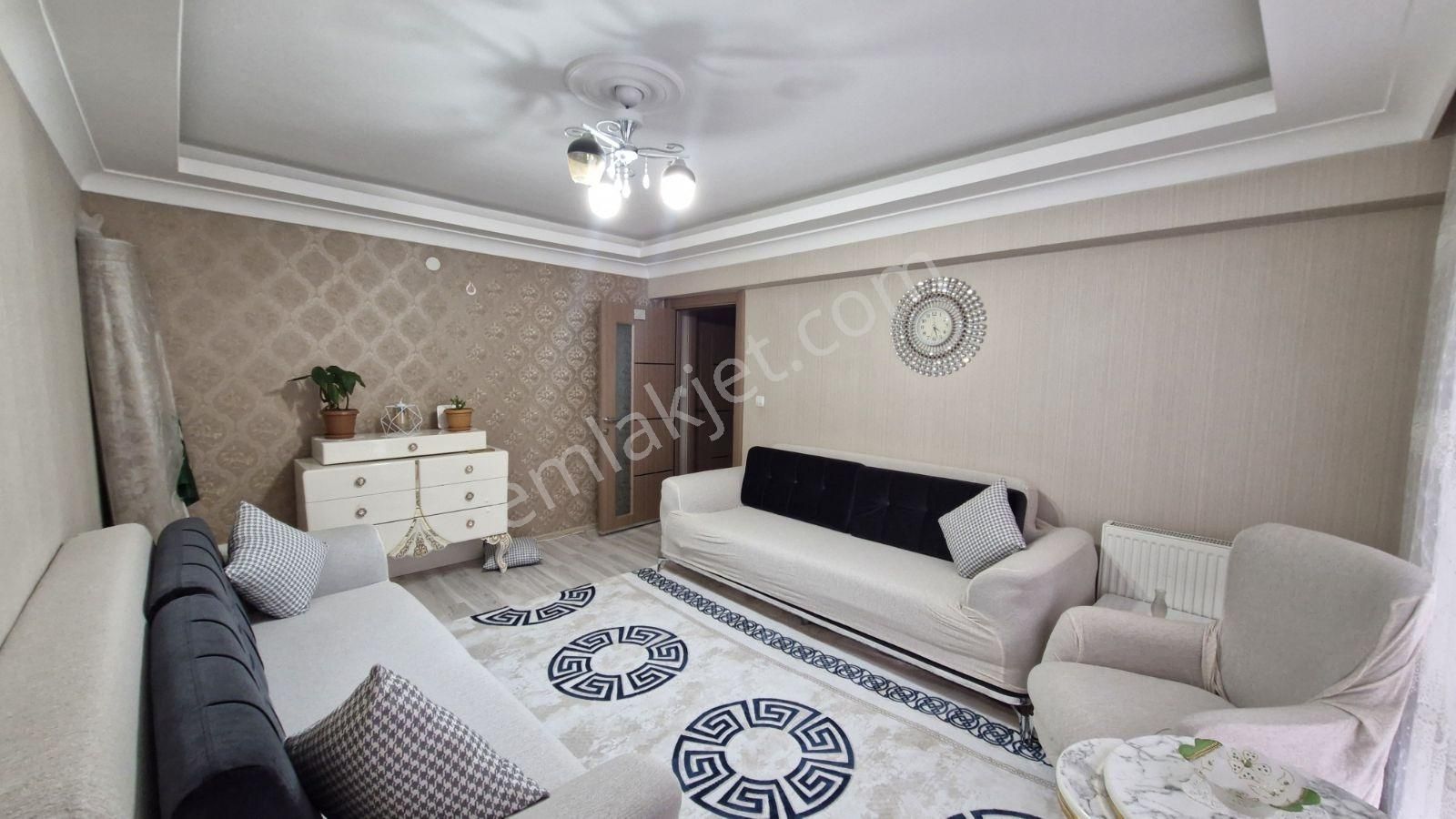 Alsancak Mah Full Yapılı Satılık Asansörlü 3+1 Ara Kat Daire