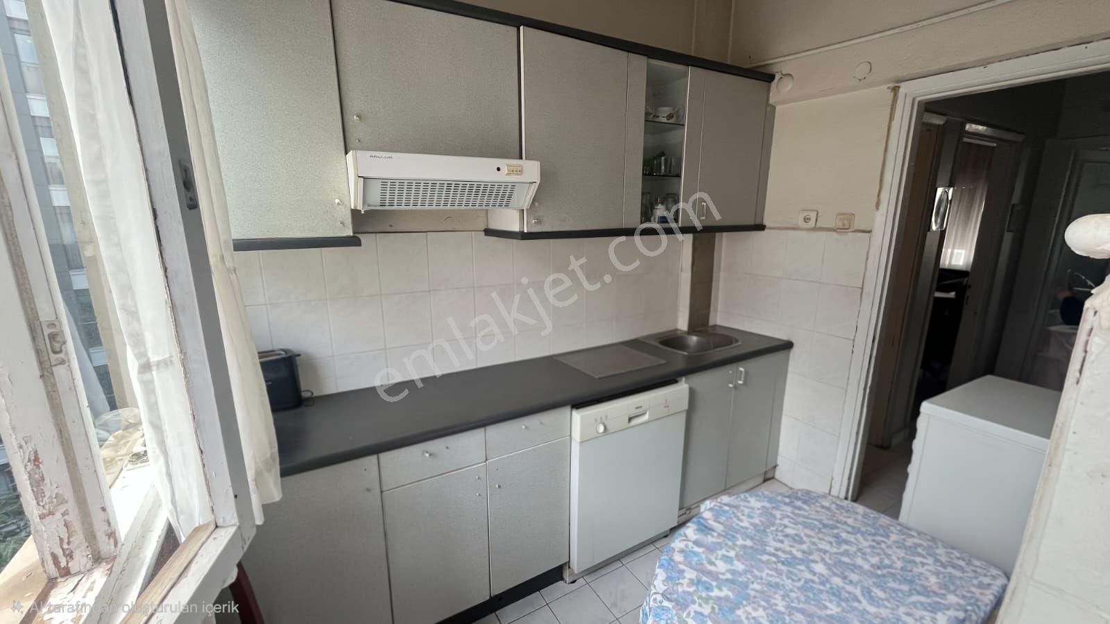 Feneryolu'nda Yatırım Fırsatı 3+1 Satılık Daire! - Görsel 15