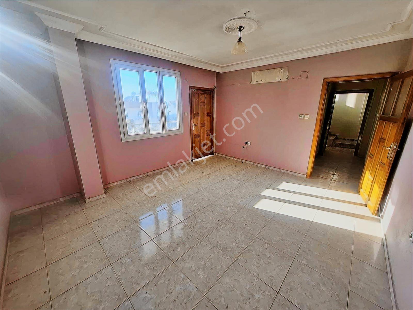 Kozan Yoluna Yakın Geniş Oturumlu Kiralık Daire - Görsel 27
