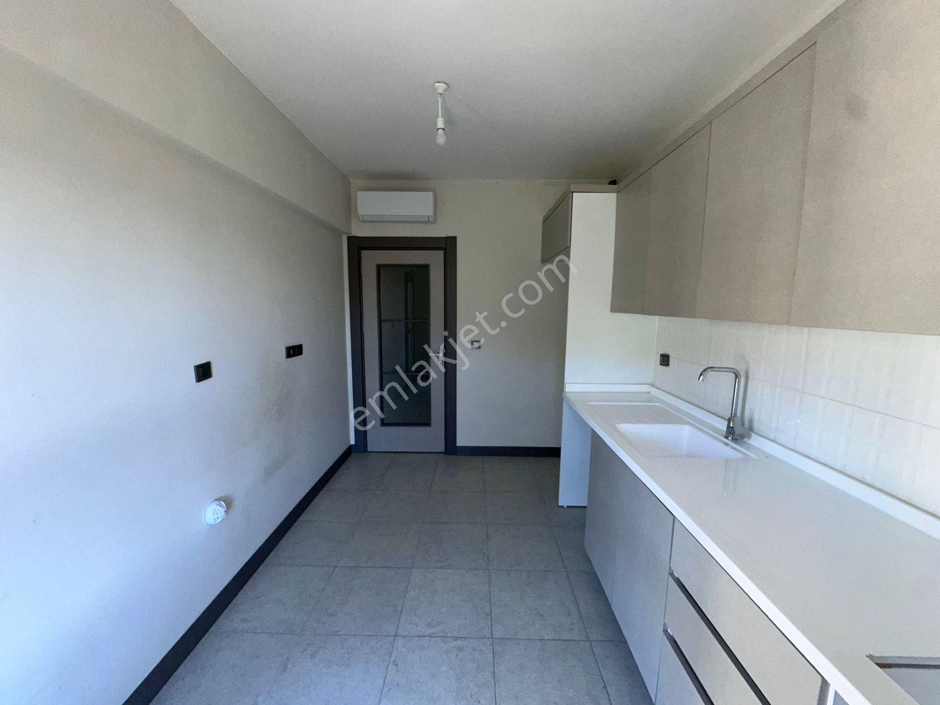 Alanya Mahmutlar Tokide Kiralık 3+1 Daire - Görsel 11