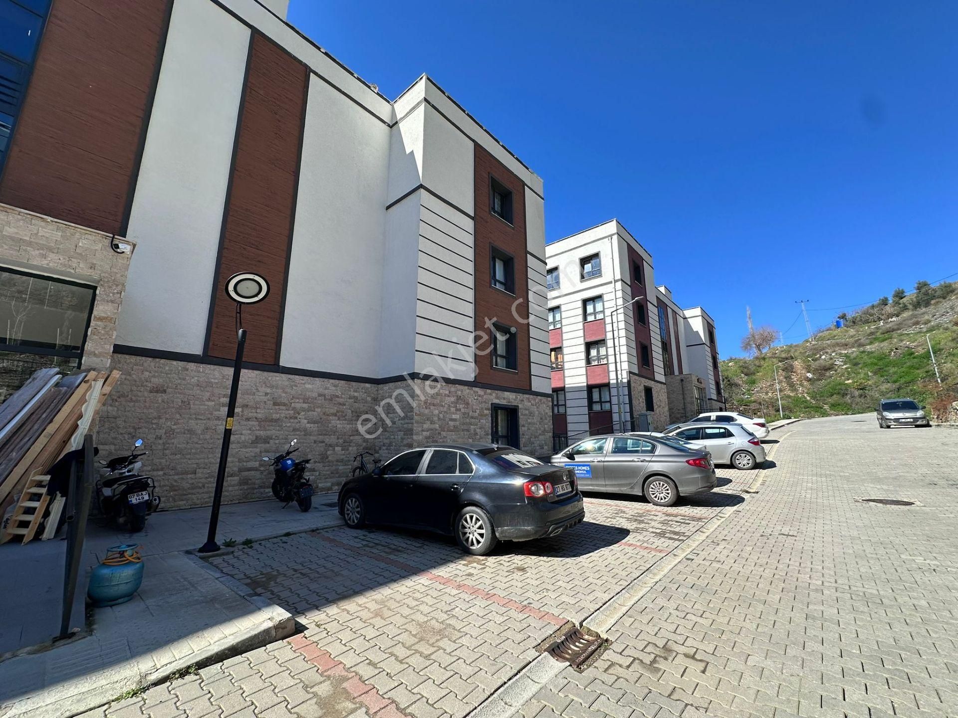 Alanya Mahmutlar Tokide Kiralık 3+1 Daire