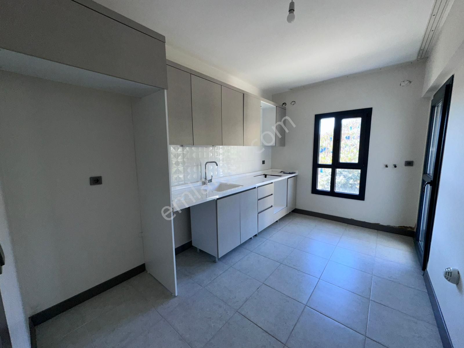 Alanya Mahmutlar Tokide Kiralık 3+1 Daire - Görsel 10