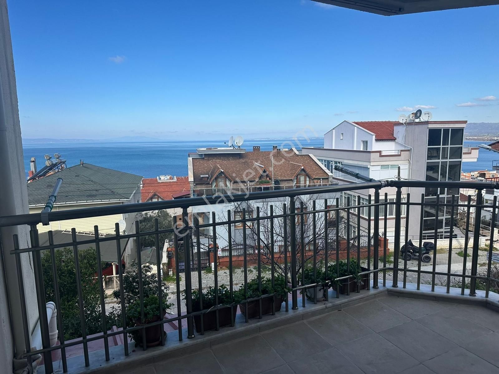 Barışkent Sitesinde, Full Deniz Manzaralı, Eşyalı, Kiralık Daıre - Görsel 31