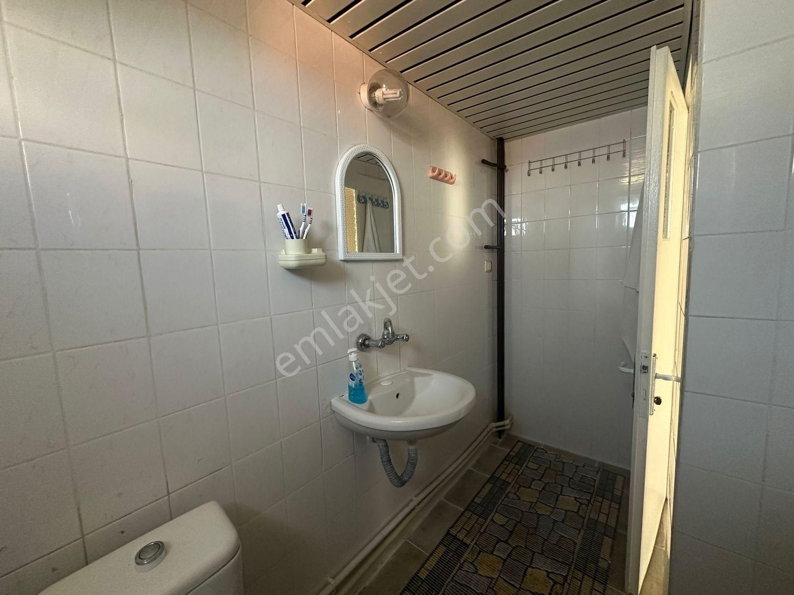 Barışkent Sitesinde, Full Deniz Manzaralı, Eşyalı, Kiralık Daıre - Görsel 8