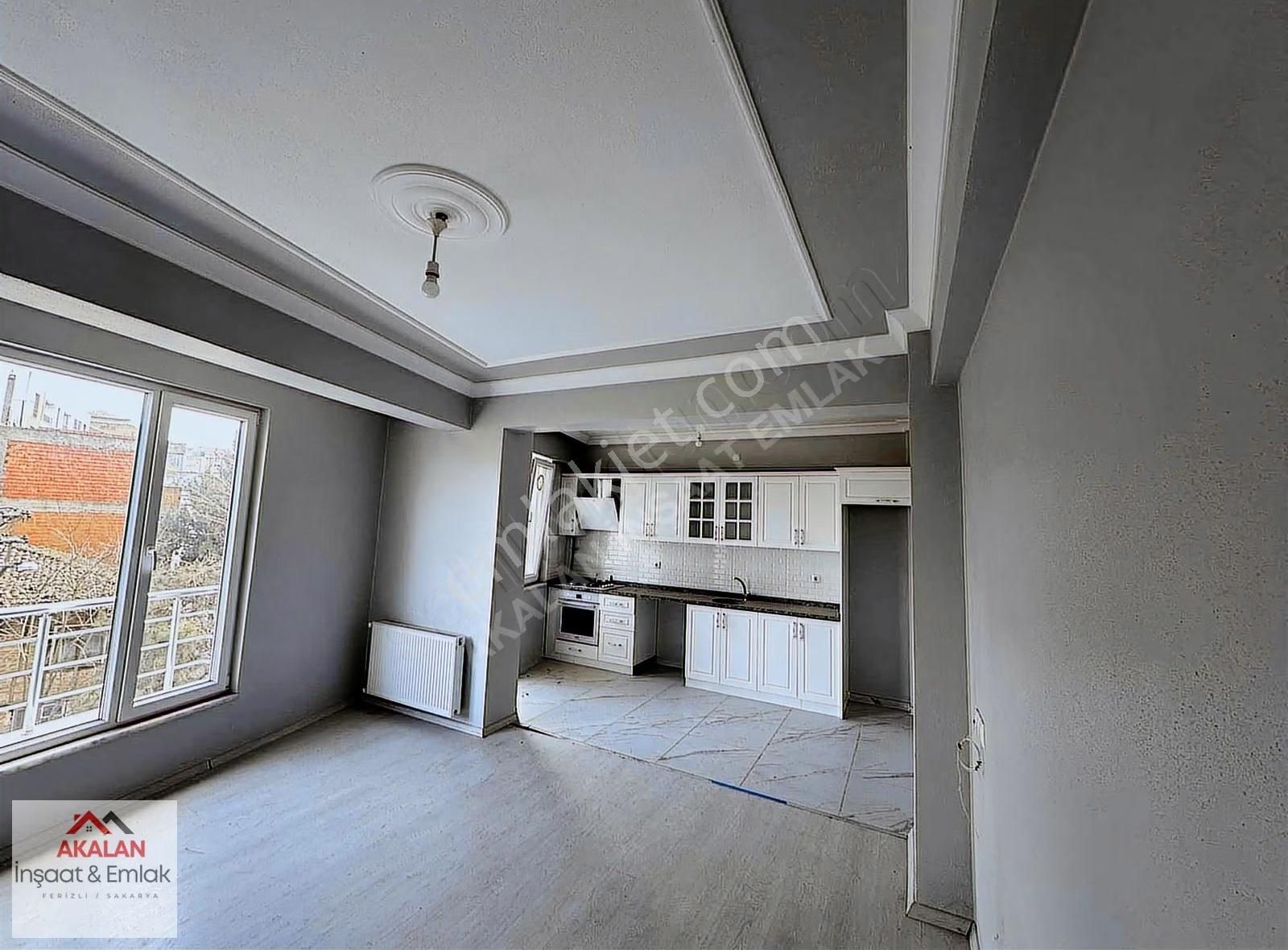 Ferizli Merkez'de 3+1 Amerikan Mutfak Ara Kat Kiralık Daire - Görsel 13