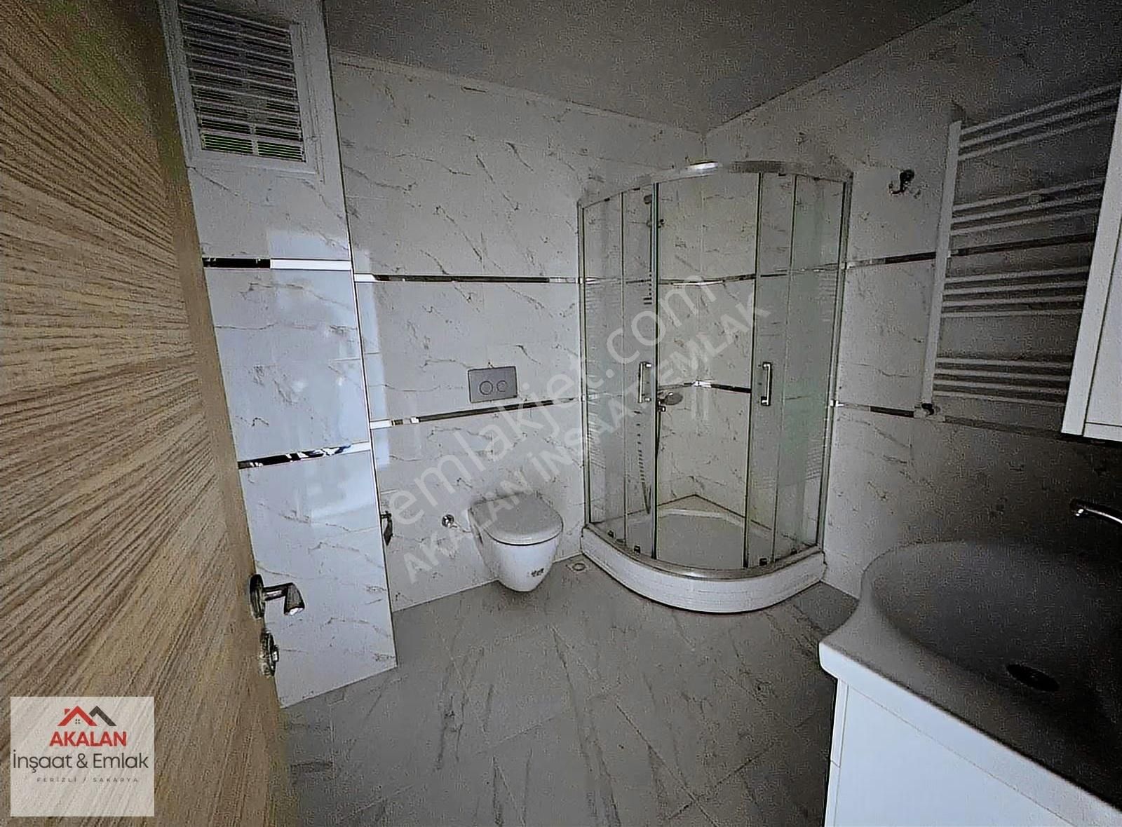 Ferizli Merkez'de 3+1 Amerikan Mutfak Ara Kat Kiralık Daire - Görsel 11