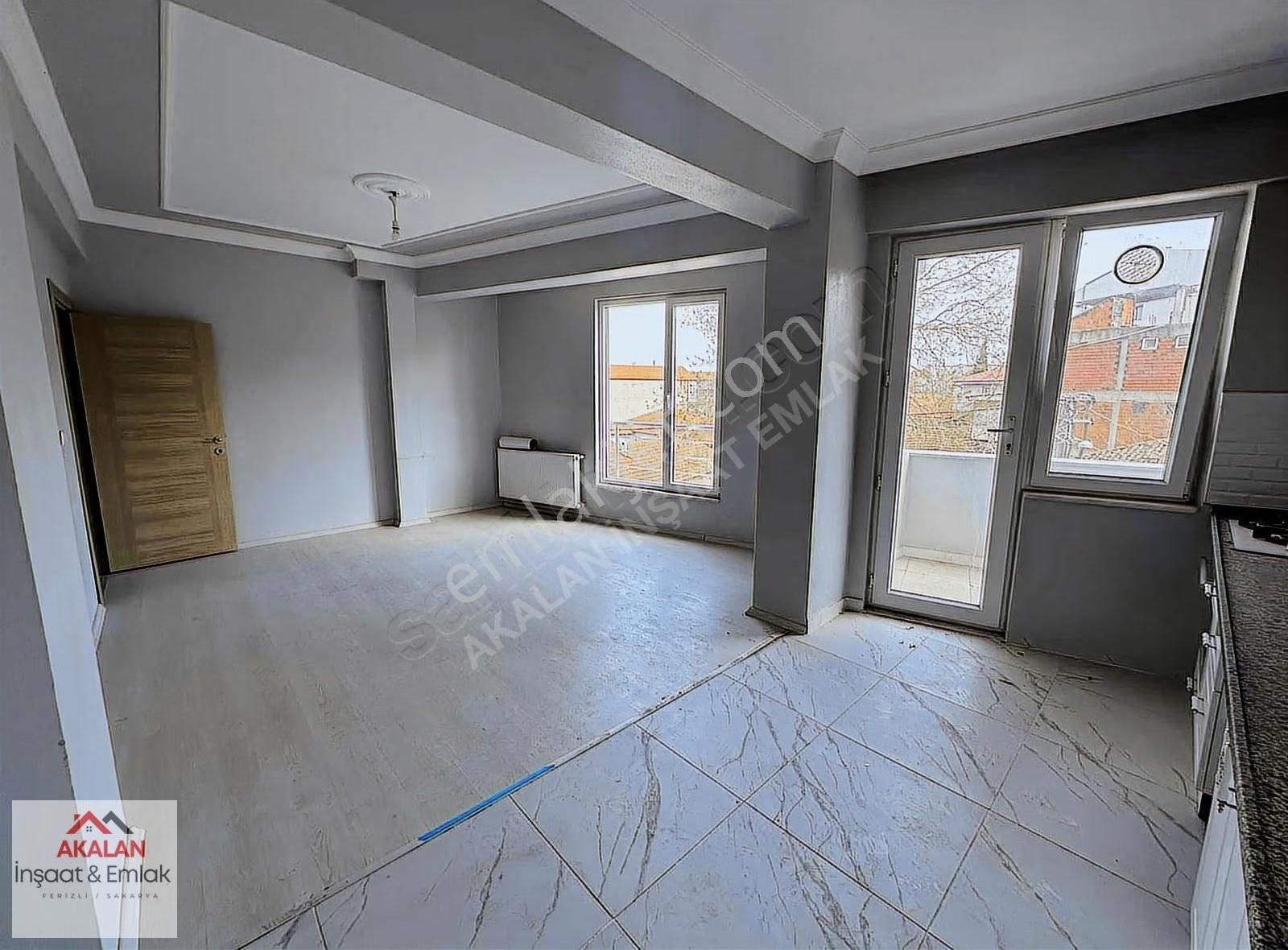 Ferizli Merkez'de 3+1 Amerikan Mutfak Ara Kat Kiralık Daire - Görsel 3