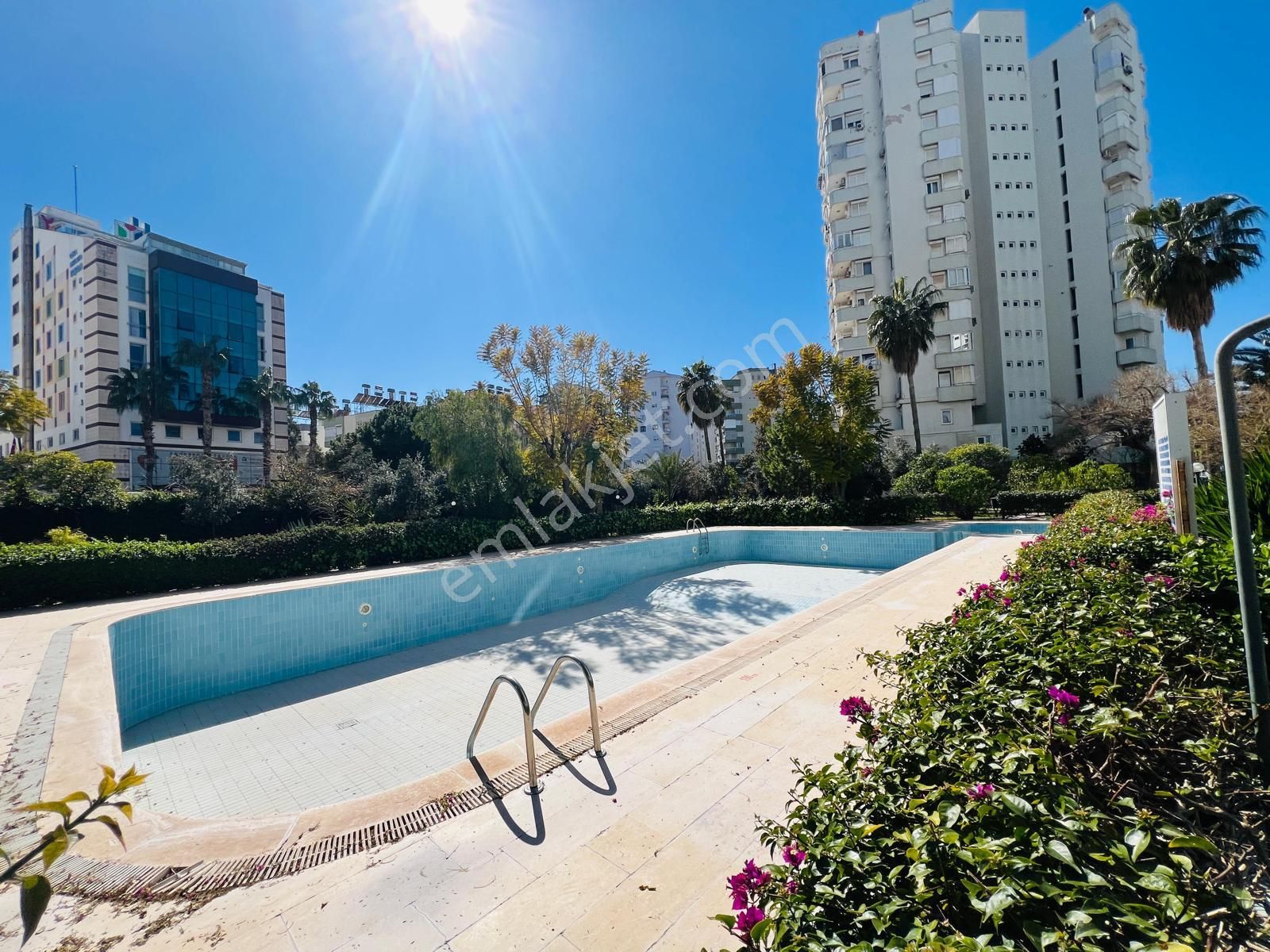 Sundera'dan Şirinyalı' Da Havuzlu Site İçerisinde Deniz Manzaralı 3+1 Arakat Satılık Daire - Görsel 24