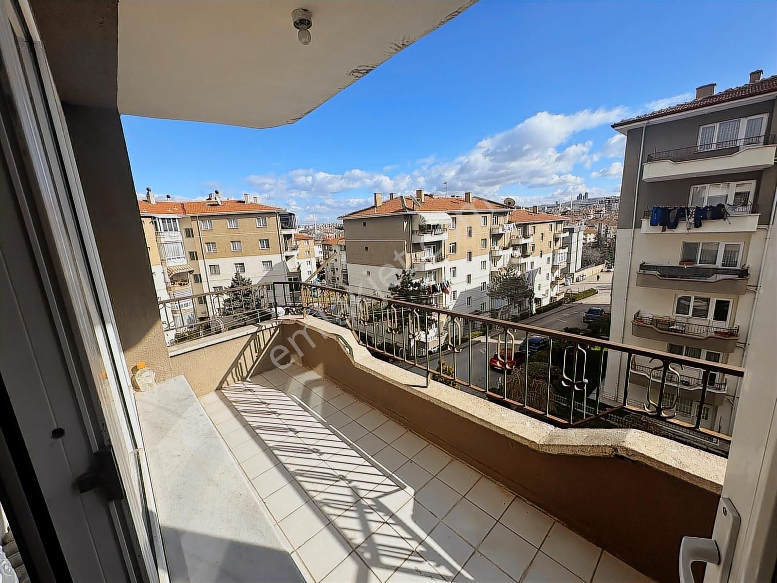 Sincan Ertuğrulgazi Mahallesinde Satılık 3+1 Fırsat Daire - Görsel 9