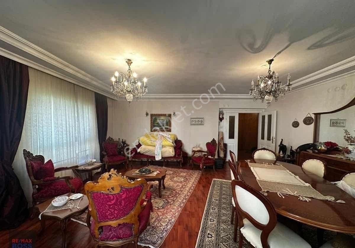 Öveçler Kabil Caddesi Pararelinde - Önü Açık Manzaralı Geniş 4+1 Daire - Görsel 9