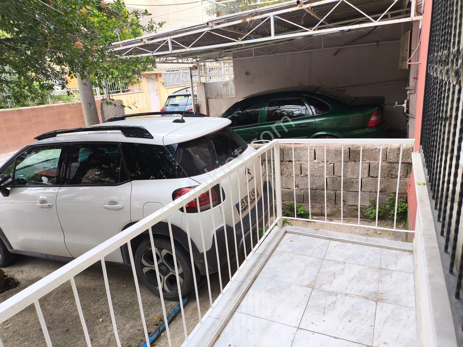 Bornova Kızılayda Eşyalı_müstakil Bahçeli_tamamen Yenilenmiş 3+1 - Görsel 11