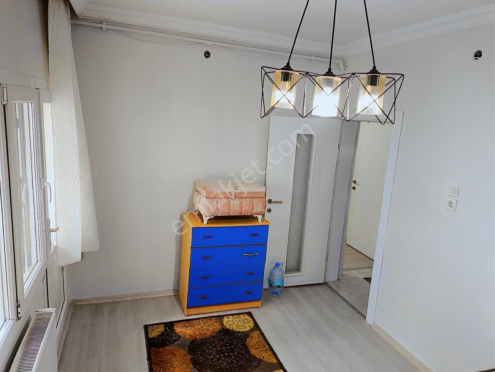 Bornova Kızılayda Eşyalı_müstakil Bahçeli_tamamen Yenilenmiş 3+1 - Görsel 7