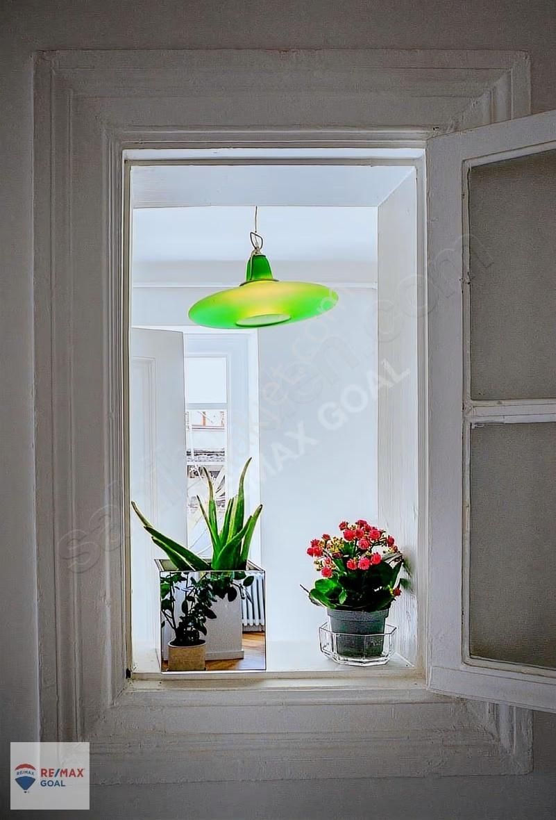 Galata'da Tarihi Binada Yenilenmiş 3+1 Satılık Daire - Görsel 5