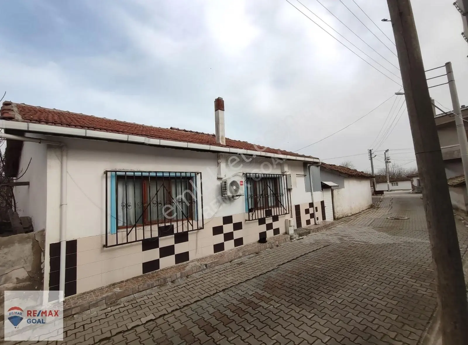 Remax Şirvan'dan Çanakkale Biga'da Satılık 2+1 Müstakil Ev