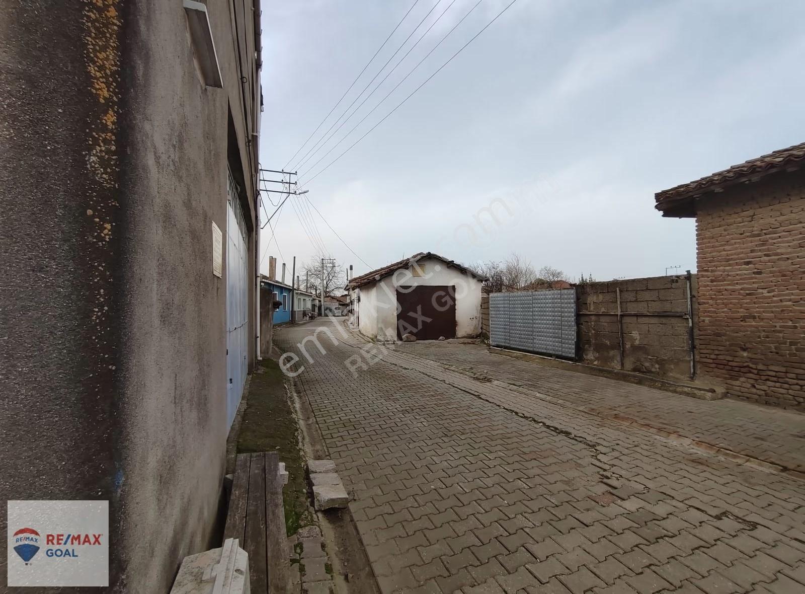 Remax Şirvan'dan Çanakkale Biga'da Satılık 2+1 Müstakil Ev - Görsel 30