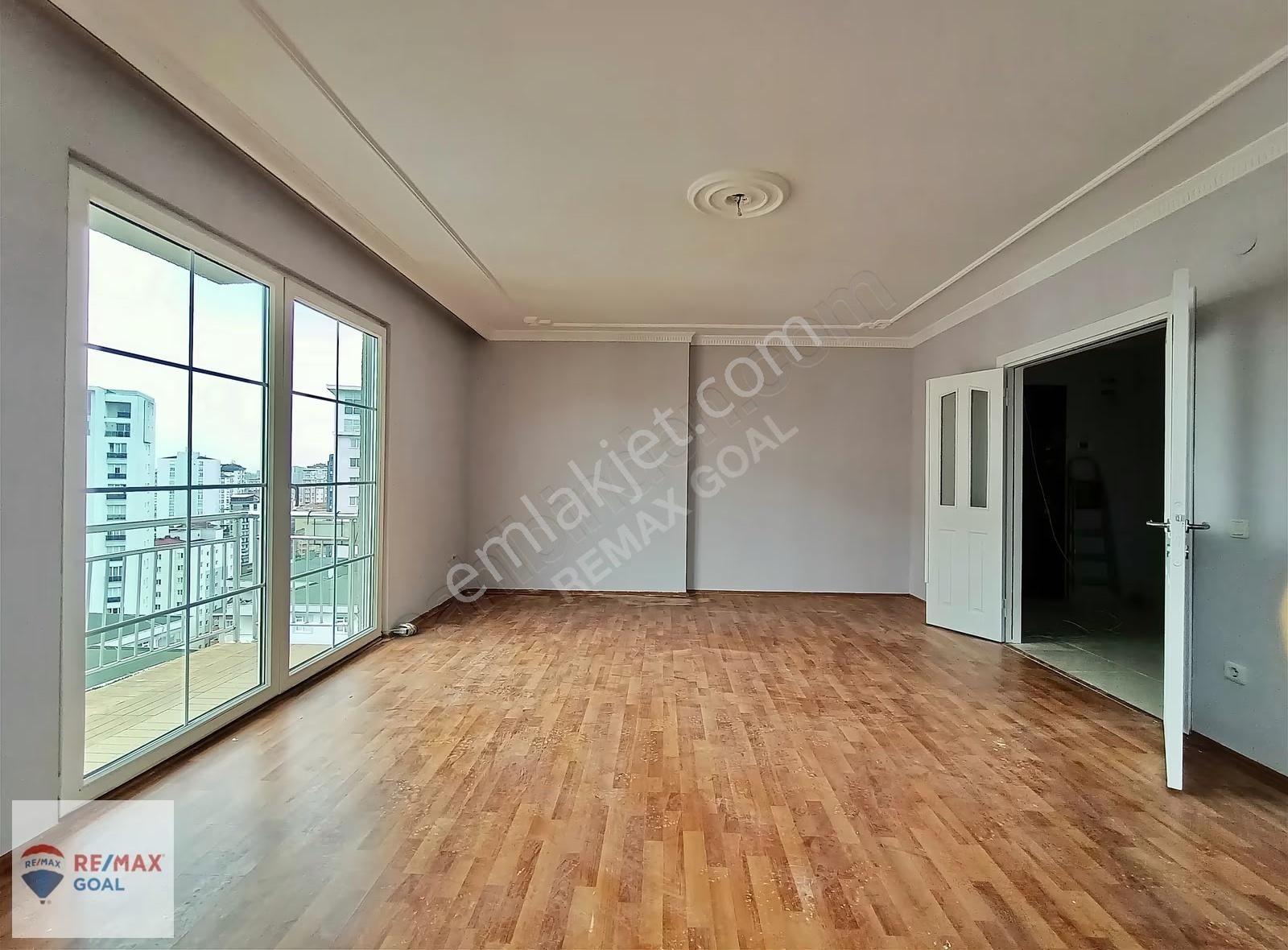 Bölgenin En Gözde Ve Nezih Sitelerinden Sweet Home'da 3+1 Daire - Görsel 12