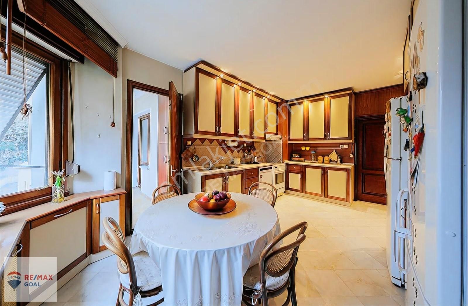 Erenköyde 300 M² Net Ferah 5+1 | Eşyalı | Güvenlikli - Görsel 17