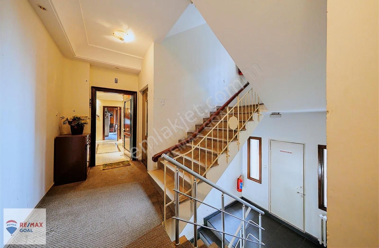 Erenköyde 300 M² Net Ferah 5+1 | Eşyalı | Güvenlikli - Görsel 23