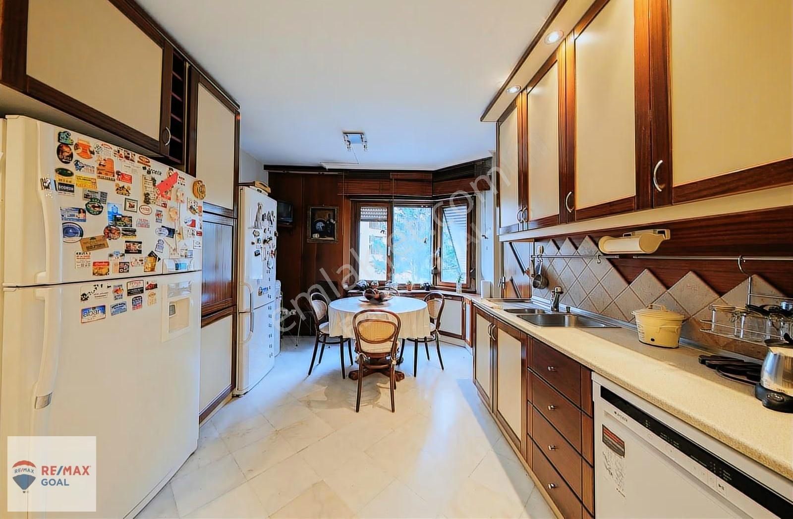 Erenköyde 300 M² Net Ferah 5+1 | Eşyalı | Güvenlikli - Görsel 15